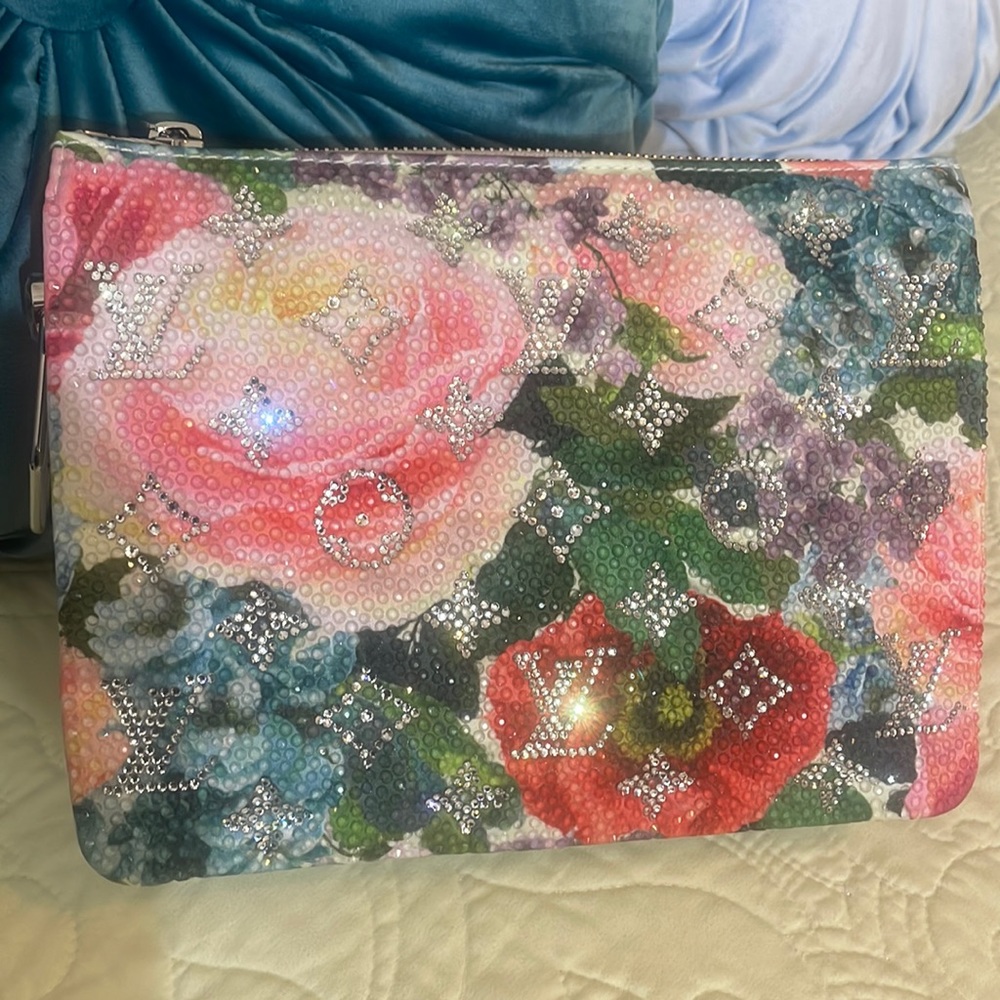 Brand new Coussin BB Crystal